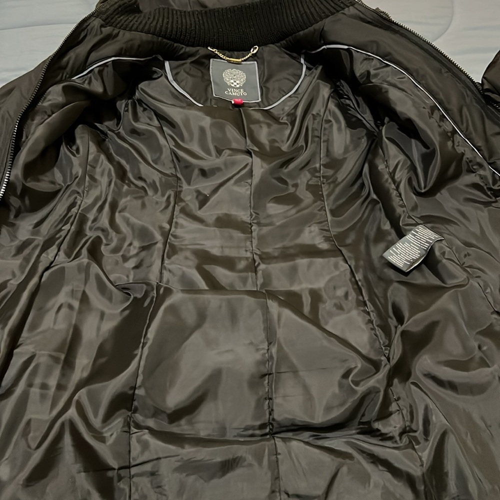 Vince Camuto Down Winter coat. - Picture 11 of 12